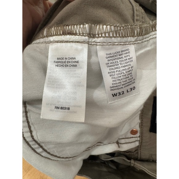 Lucky Brand 223 Straight Leg Men's Pants Khaki Casual Everyday Size 32x30 EUC - Picture 12 of 13